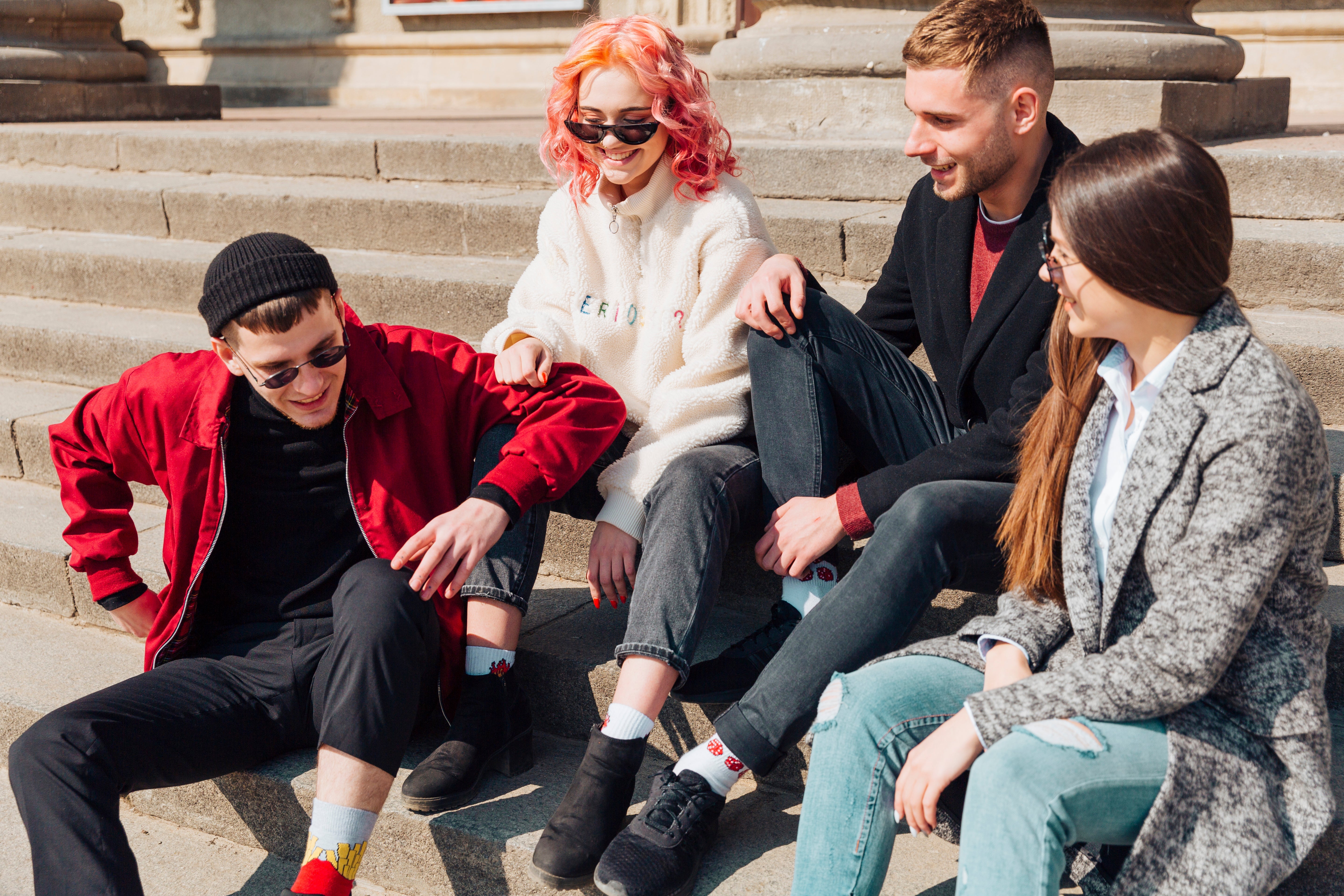 From Desk to Dinner: The Quiet Strength of Versatile Clothing