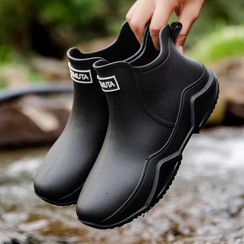 Women´s Ankle Boots with Pull Tabs and Contrast Soles