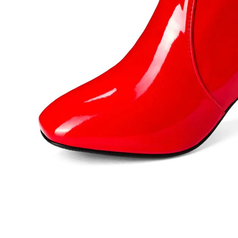 Women’s Knee-High Boots with Block Heel and Side Zipper