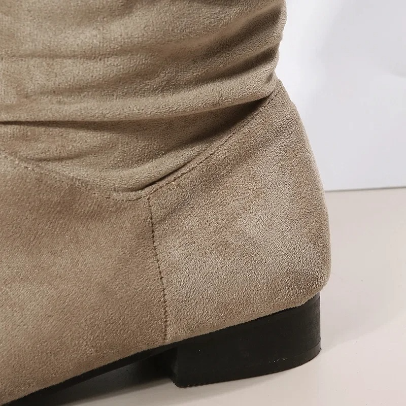 Women’s Knee-High Boots with Slouch and Flat Sole