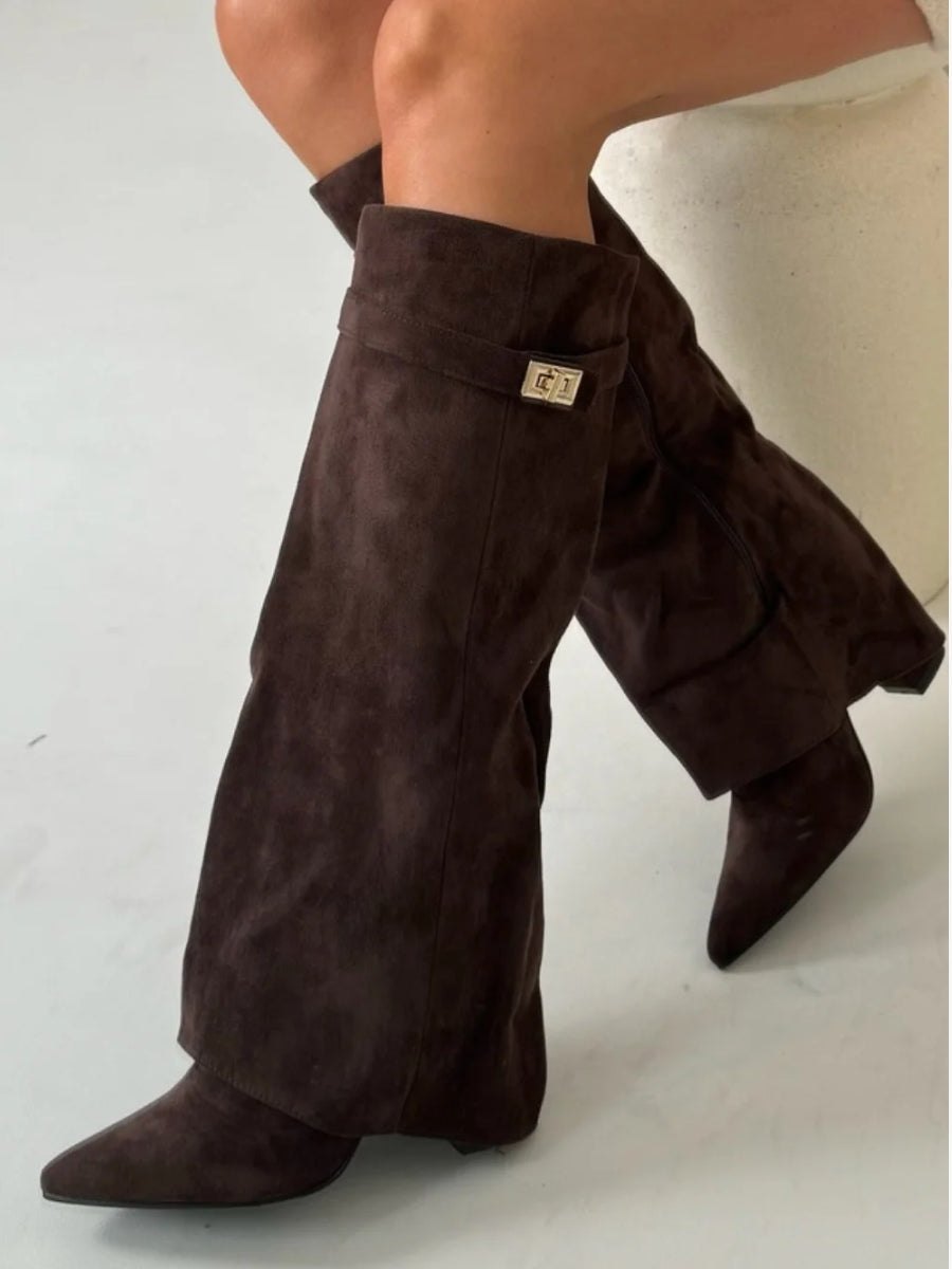 Women’s Knee-High Boots with Wide Shaft and Pointed Toe