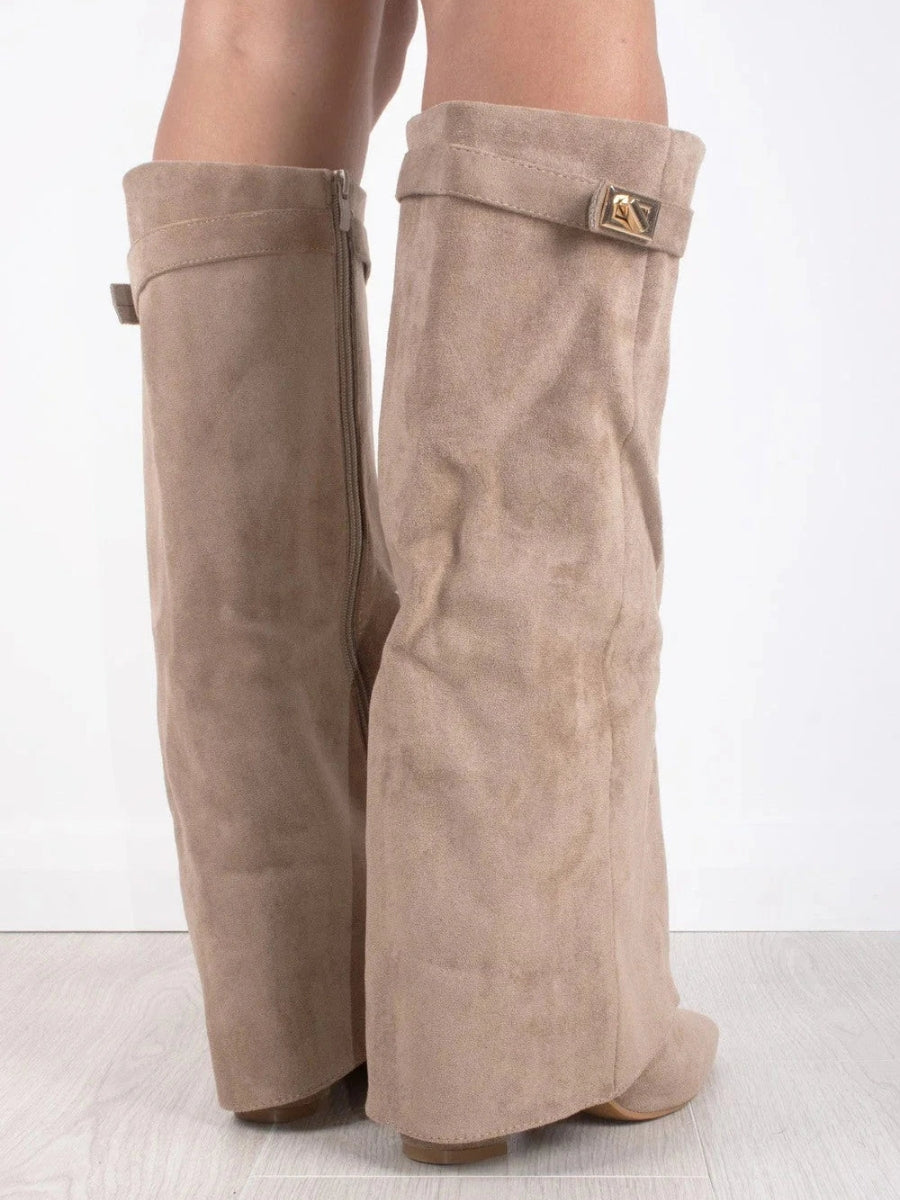 Women’s Knee-High Boots with Wide Shaft and Pointed Toe