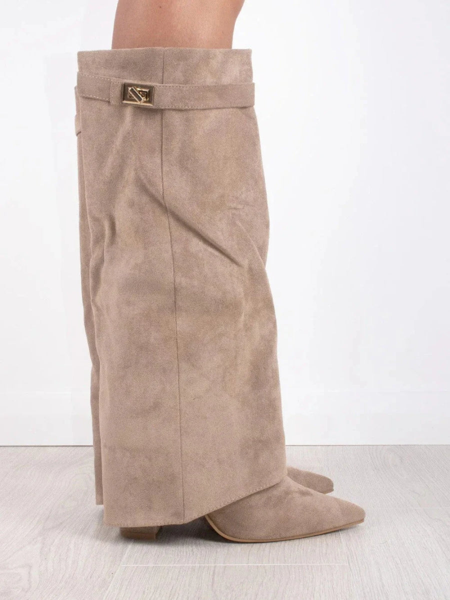 Women’s Knee-High Boots with Wide Shaft and Pointed Toe