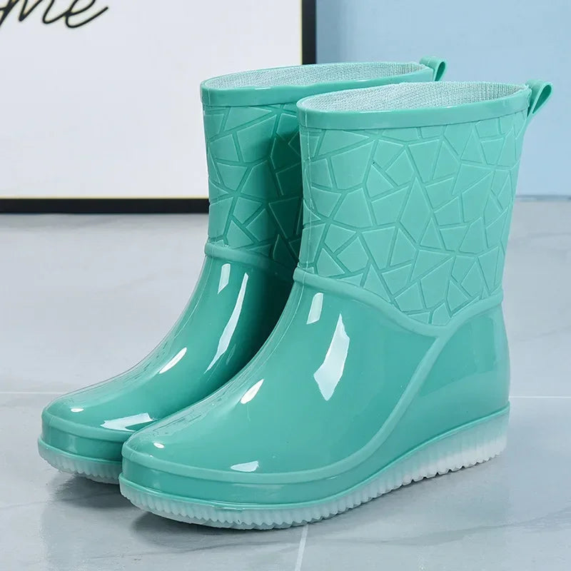 Women’s Mid-Calf Boots with Glossy Surface and Geometric Pattern