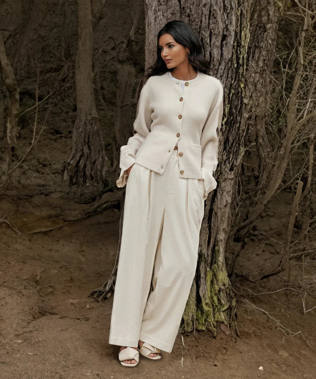 Women's Round-Neck Cardigan with Button Placket and Front Pockets